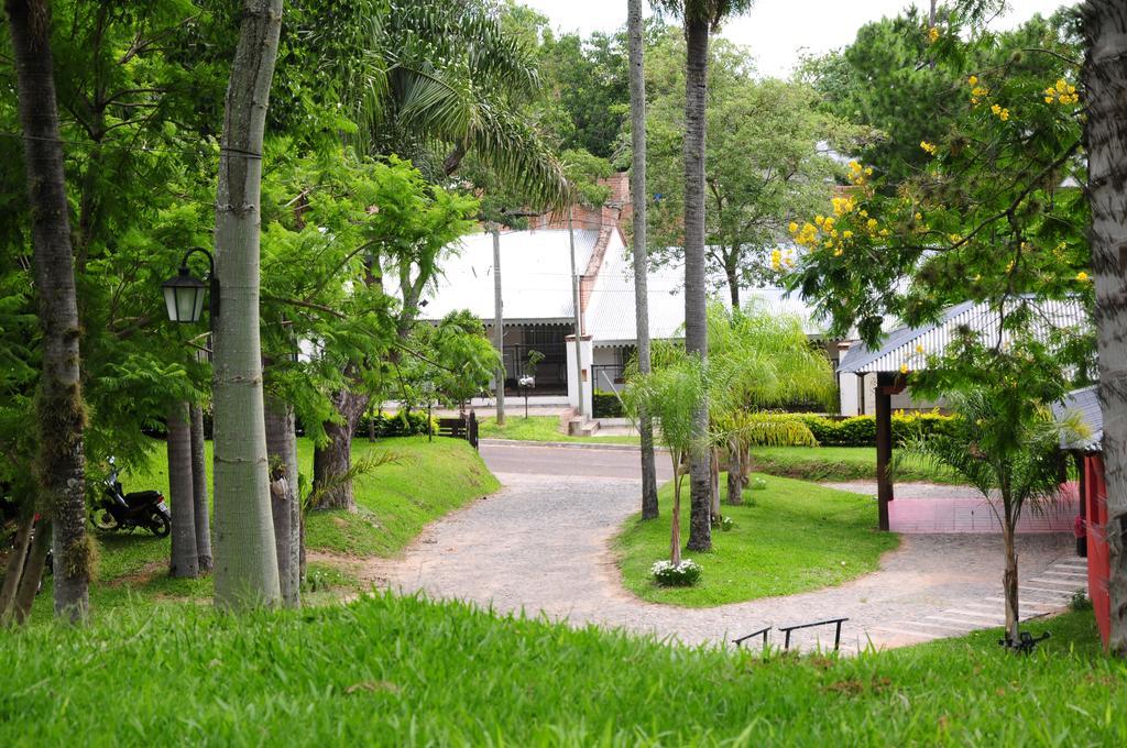 Rio Arriba Suites & Apartments & Resto เบญาวิสตา ภายนอก รูปภาพ